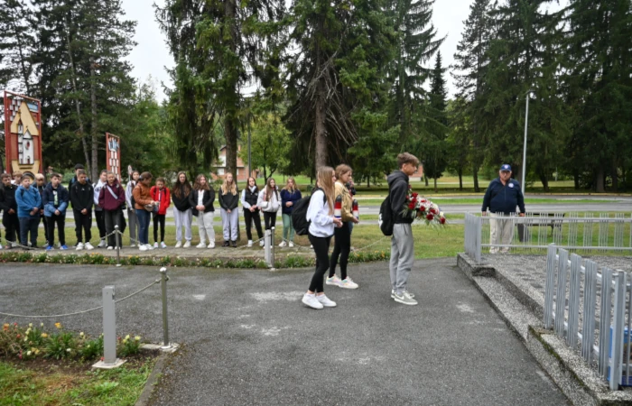 Posjetili smo Voćin: GEO INFO CENTAR - TERENSKA NASTAVA