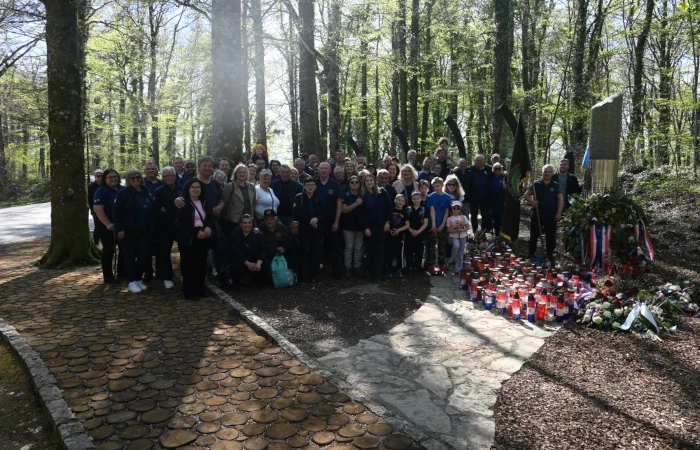 VETERANI odali počast Josipu Joviću na Plitvičkim jezerima